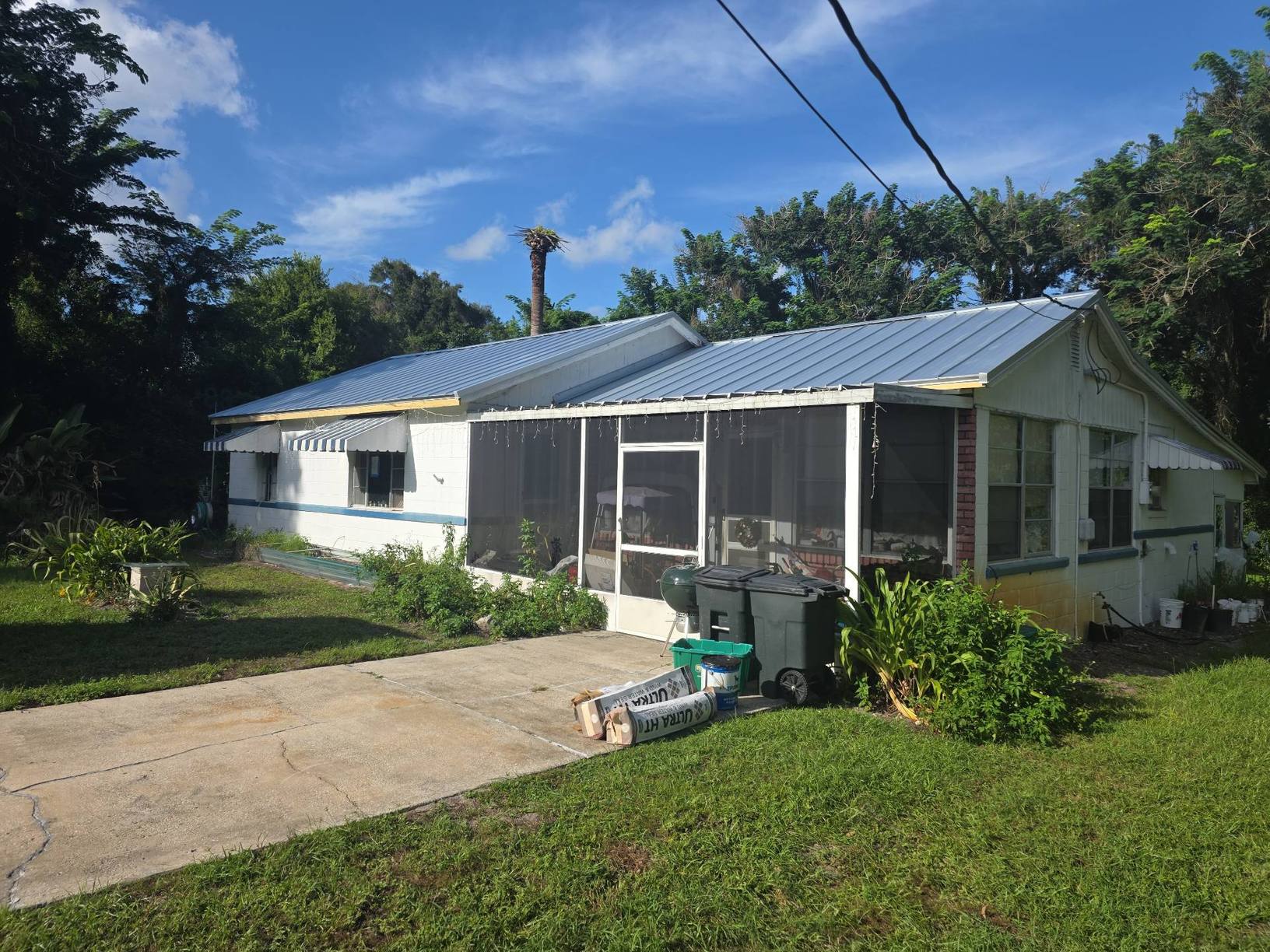 New metal roof seen from the driveway side of the DeBary FL home