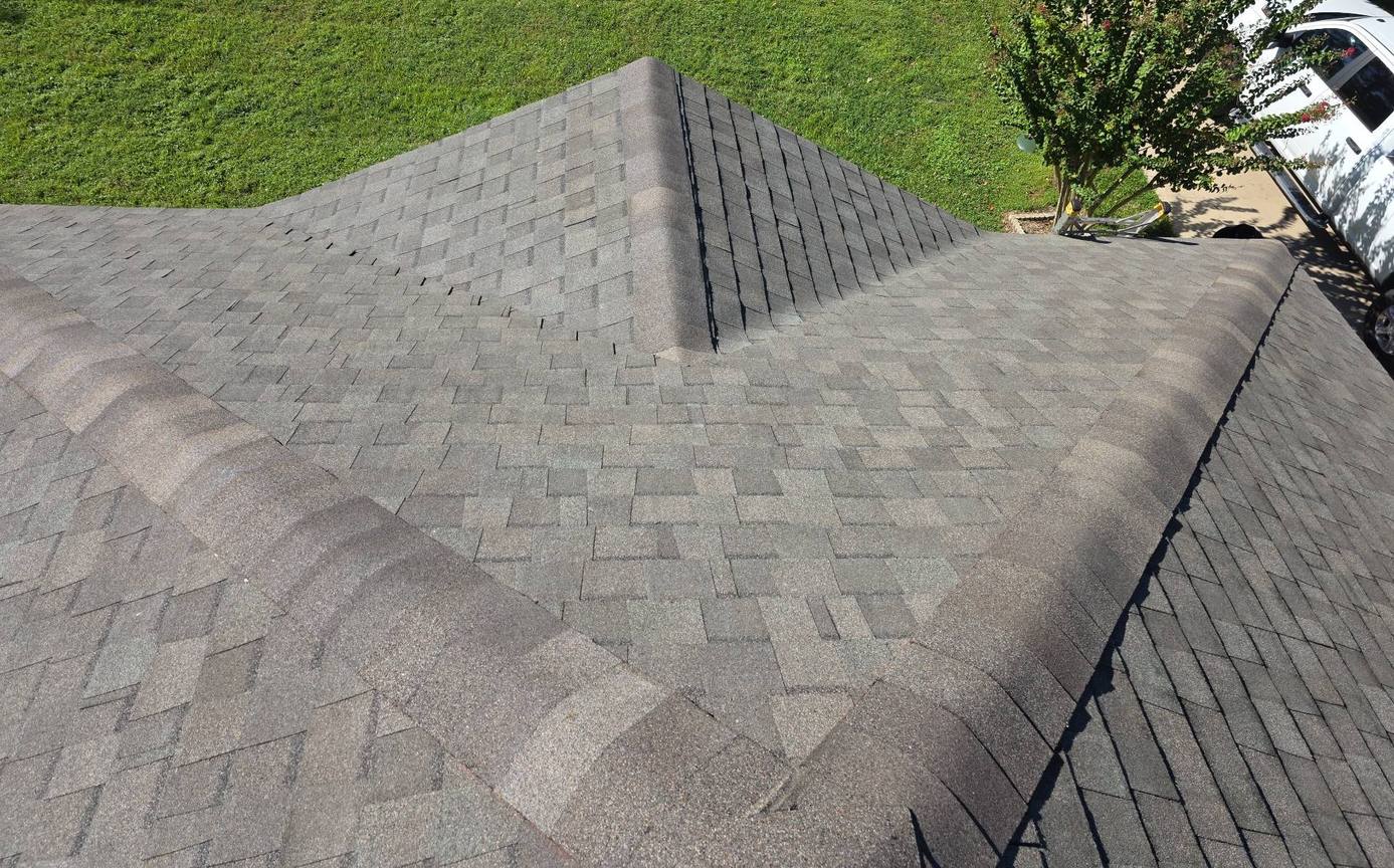 Hip caps on the new Titan XT shingle roof in Deltona FL